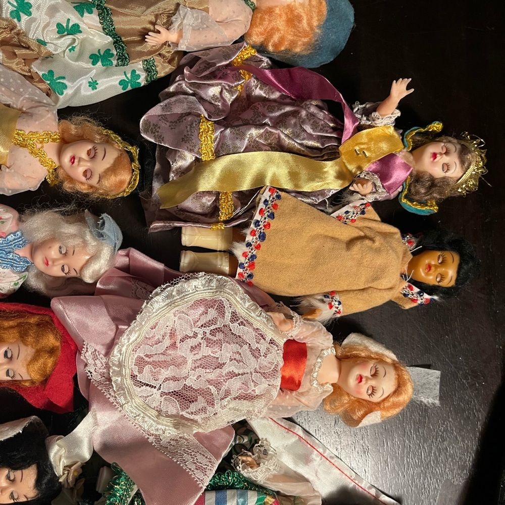 Vintage dolls of the world in 1970
